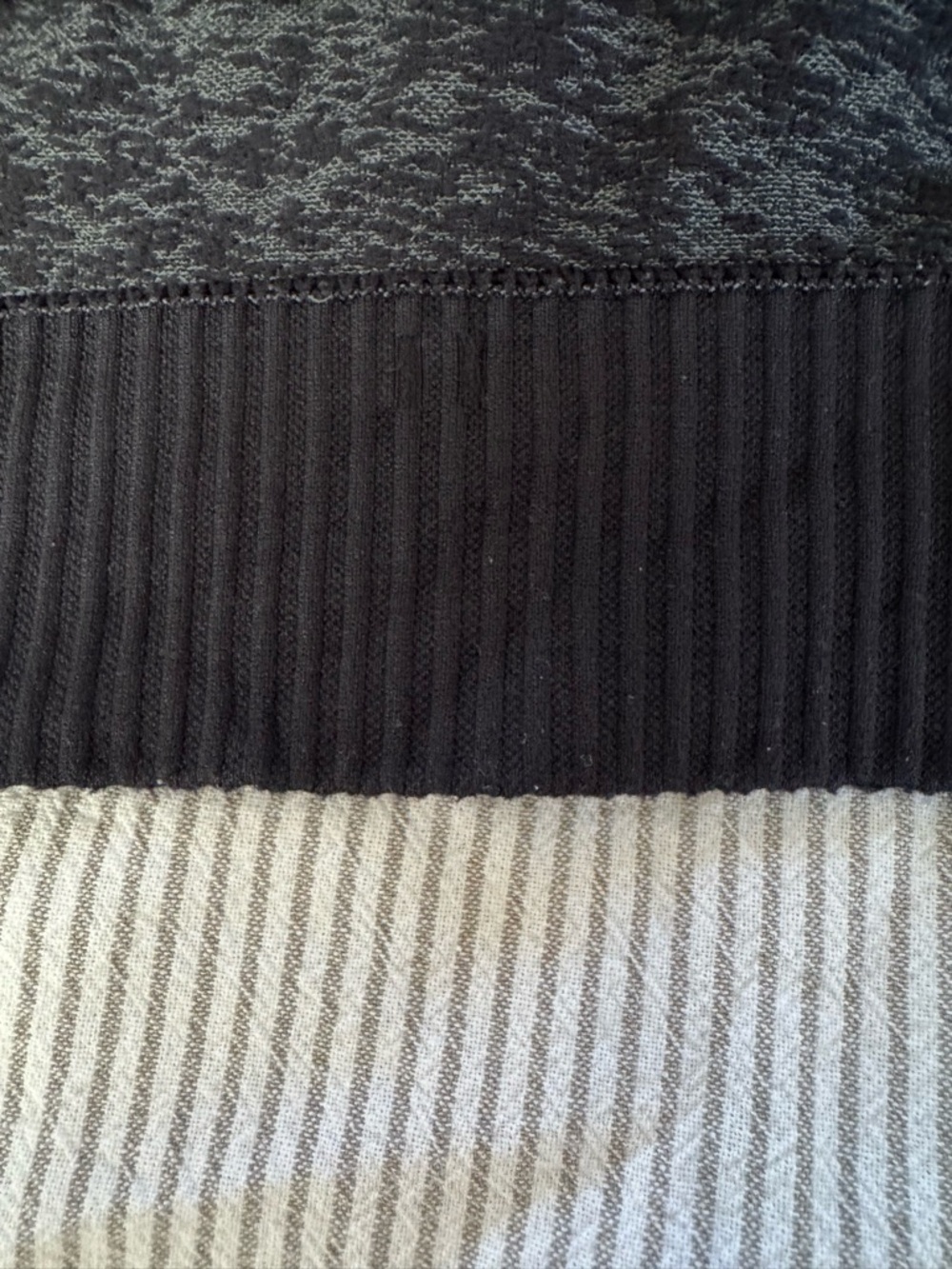 LULULEMON EUC REST LESS PULLOVER - Picture 10 of 11
